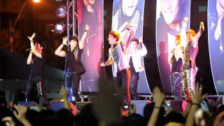 20110918 2PM - Hands up Guerilla Concert
