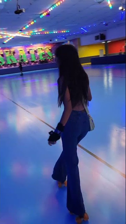 The 1975 will always put me in my feelings 🤧❤ #rollerskating #skatergirl #skater #the1975