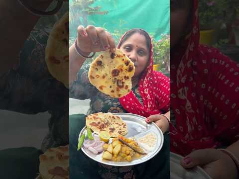 Papa ji ke thele pr khane wali recipe aaj ghr bnaii #desifood #chulakeroti #minivlog #cholekulche