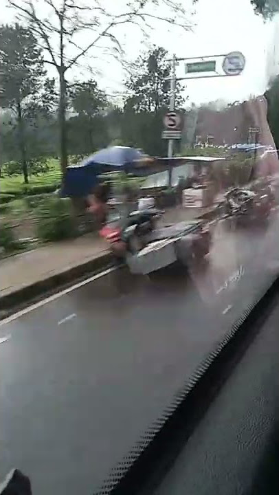 story wa jalan jalan lewat puncak