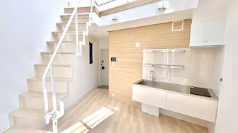 Stylish Tokyo Micro Apartment with Stairs & Pets Allowed!🏠😺 - 20sqm / 215sqft(Ep 74)
