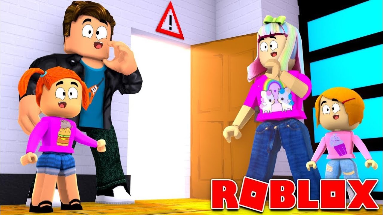 Happy Roblox Family Sharkbite Eats Titanic Youtube - the toy heroes games roblox