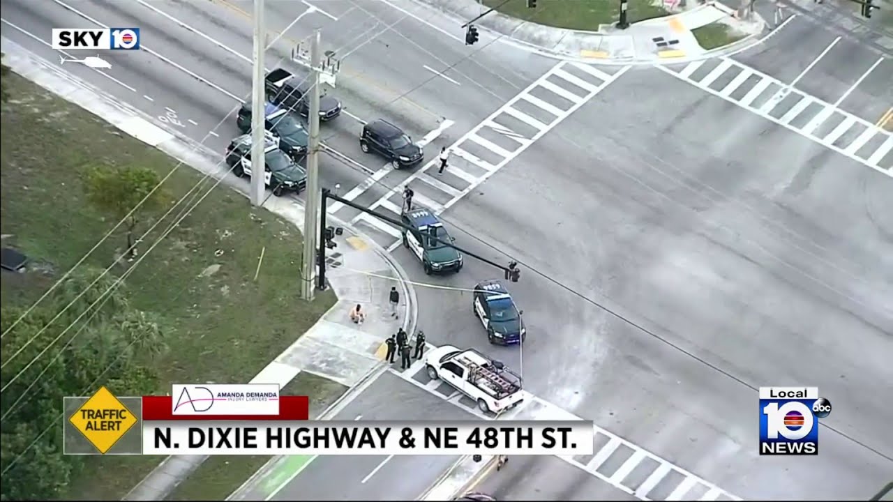 Pedestrian struck in Deerfield Beach - YouTube
