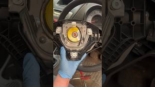Peugeot 107 Airbag Removal 💥 #ytshorts #cars #peugeot #airbag