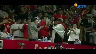 Hanifan memeluk bapak jokowi dan prabowo