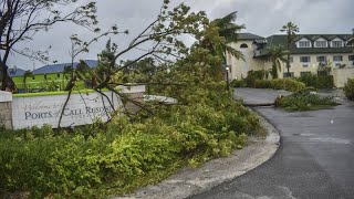Fiona, désormais ouragan majeur, continue de dévaster les Caraïbes