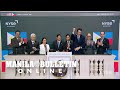 President Marcos leads the ringing of the closing bell at the New York Stock Exchange.