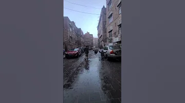 مباشر امطار غزيرة على صنعاء الان اليمن صنعاء مطر امطار 