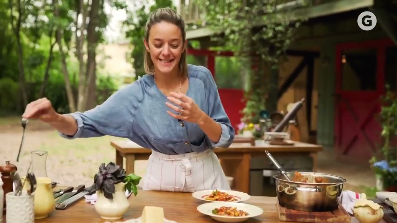 Las recetas italianas de Julieta T01E10 - Cavatelli alla boscaiola Pescado ala sal/salmoriglio/papas
