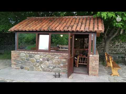 ნუშის და კაკლის ბაღი