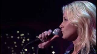 Faith Hill - Stronger (live @ David Letterman 03-10-07)