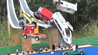 LEGO TRAINS, Trampoline, Accident, Fall - Slow Motion #5