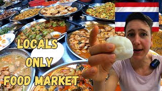 Food tour in Bangkok, I try Durian fruit for the first time and visit the HUGE Catuchak Market.
