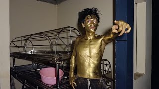 The Golden Man Insists on Proof of the Graveyard Ghost's Existence After Only 9 Hours in the Grave