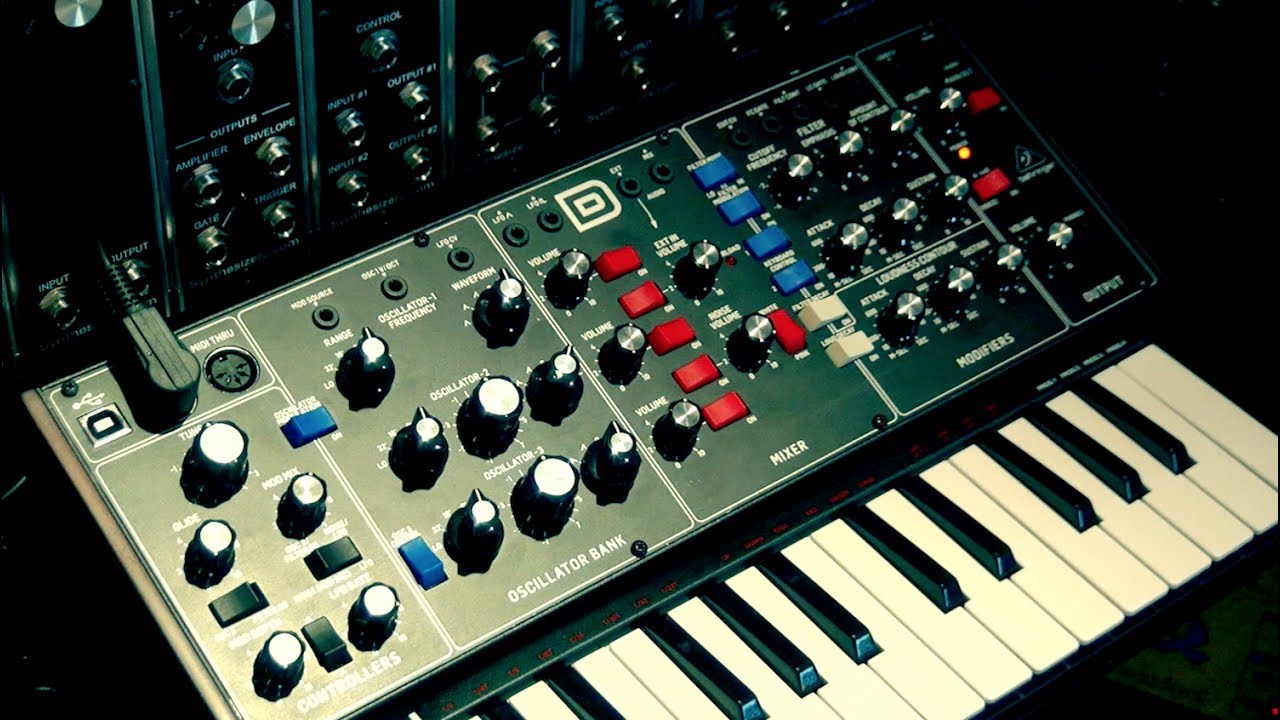 人気SALE最新作】 BEHRINGER MODEL D：MUSICLAND KEY -楽器-