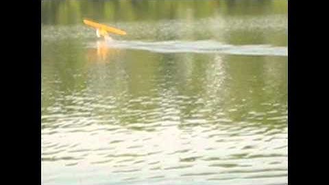 Piper Cub on Floats and Crash