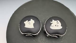 英国ヴィンテージ ウェッジウッド ブラックジャスパー製 豆型ボックス