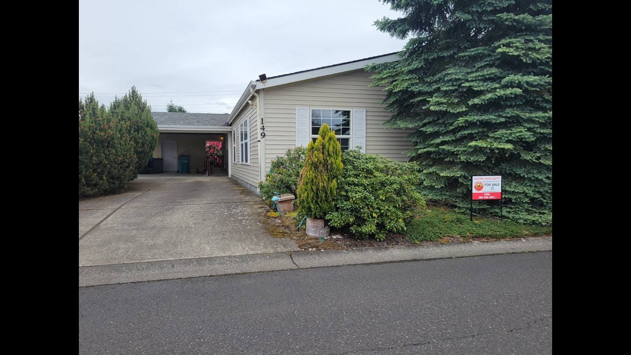 Over 1,800 sq. ft mobile home in a premium senior community in Vancouver, WA
