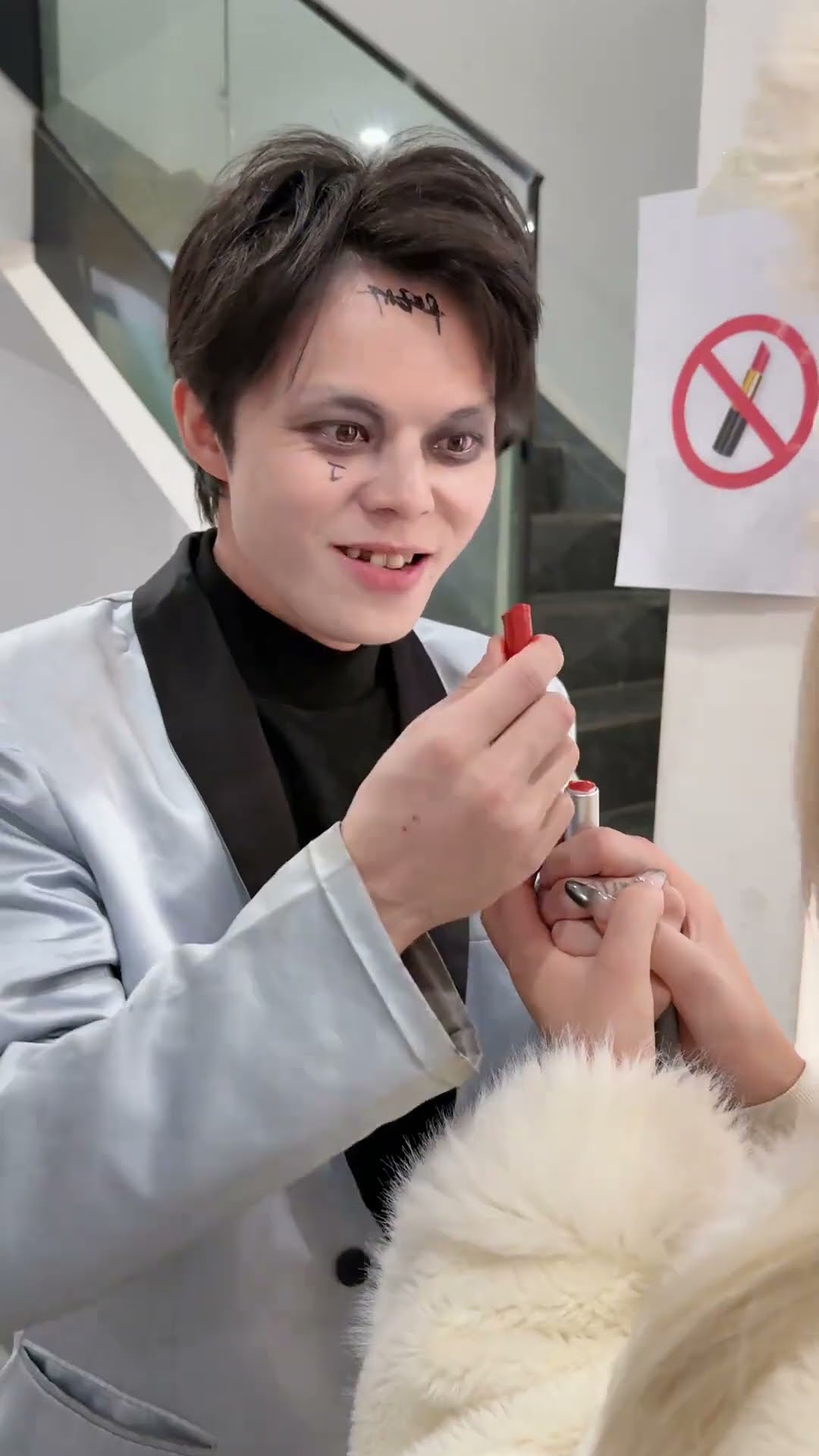 Tips for wearing lipstick to class#Angel#Clown