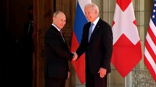 Biden’s Summit With Putin Starts Off With Chaotic Scene