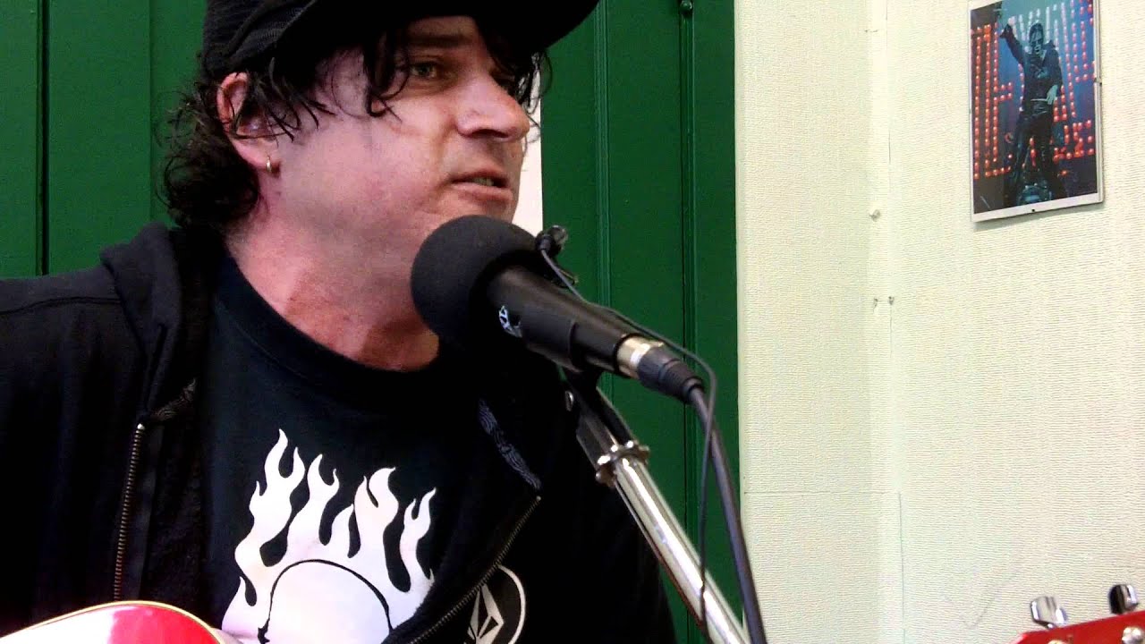 Jeff Hawkins on Hunters Bay Radio Take Warning.MOV YouTube