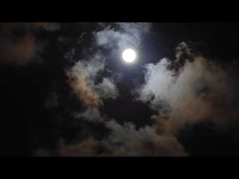 Gece - Bulutlar - Dolunay - sky - Gökyüzü - Night - Telifsiz video