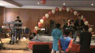 Yuhi Chala Chal Rahi - NRI Naturally Rocking Indians, a young band