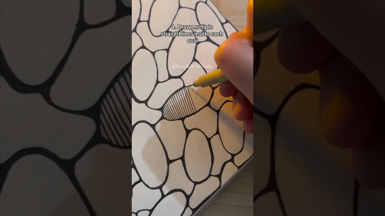 Ovals Doodle Tutorial 😻 Day 259 #doodlewithnadia #shorts #art #drawing #zentangles