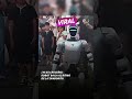 🤖🎶 Robot baila tamborita y sorprende en Santa Cruz | #LaRazónViral