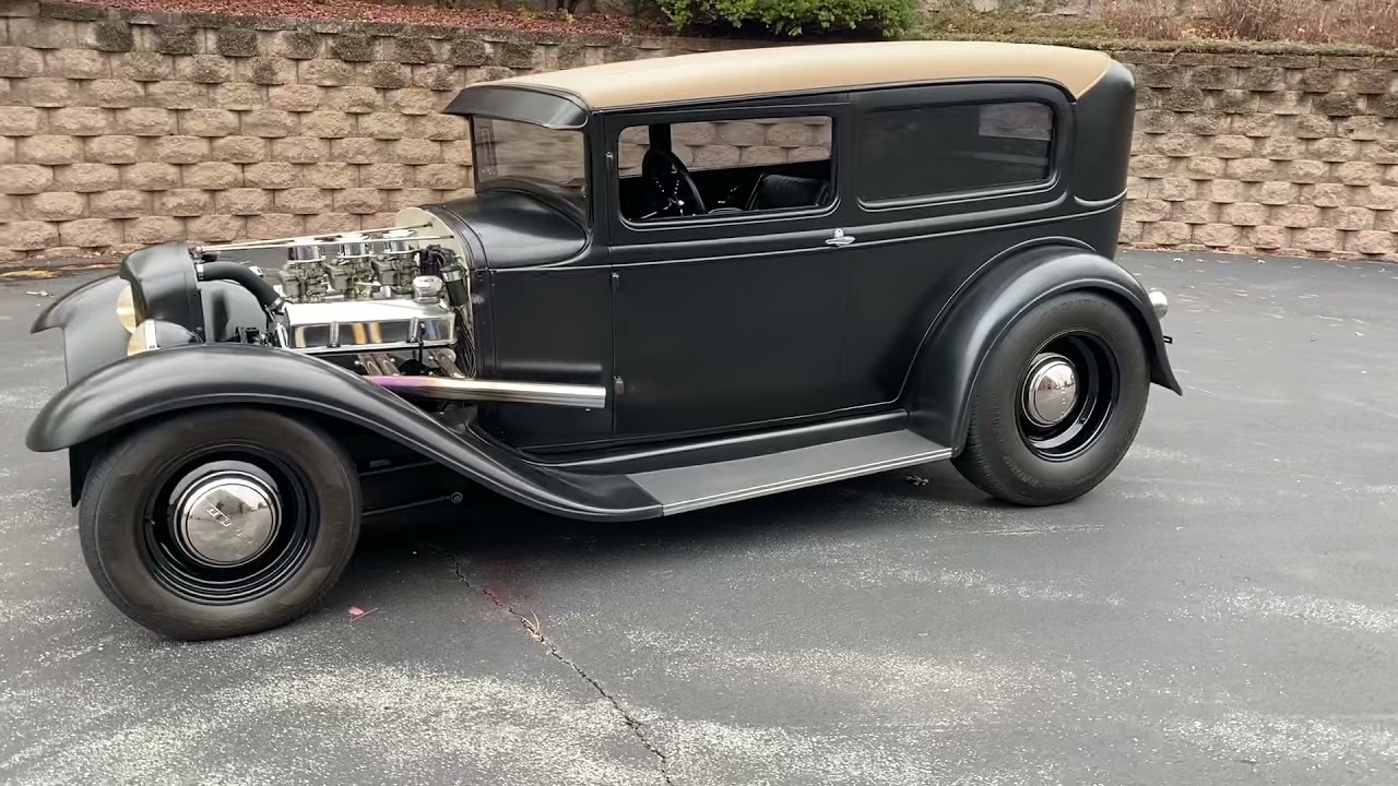 1930 Ford Model A Tudor Hot Rod start up/walk around.