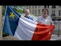 Le drapeau acadien flotte sur qubec