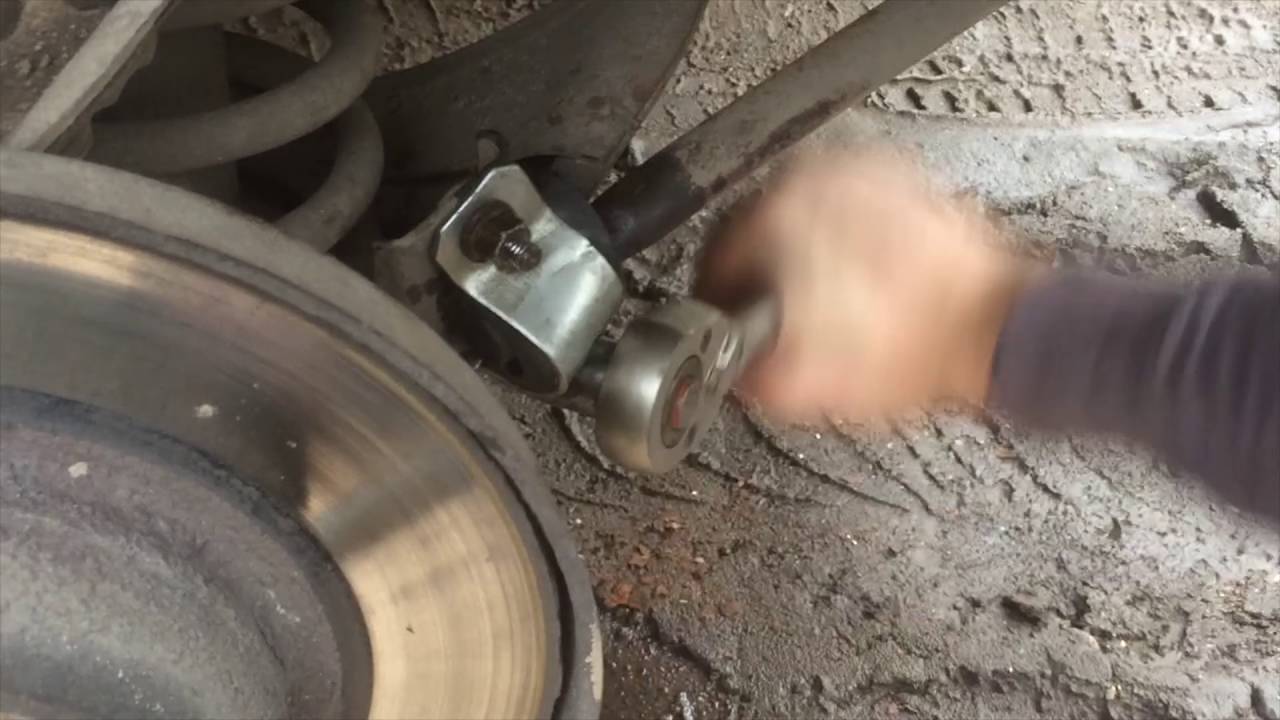 Замена передних втулок стабилизатора на классике - YouTube