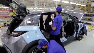 China restarts talks with EU on minimum price plan for EVs | REUTERS