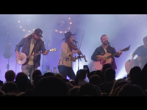 Trampled by Turtles + Suzanne Santo - "Ooh Las Vegas" Live at Stubbs (Gram Parsons cover)