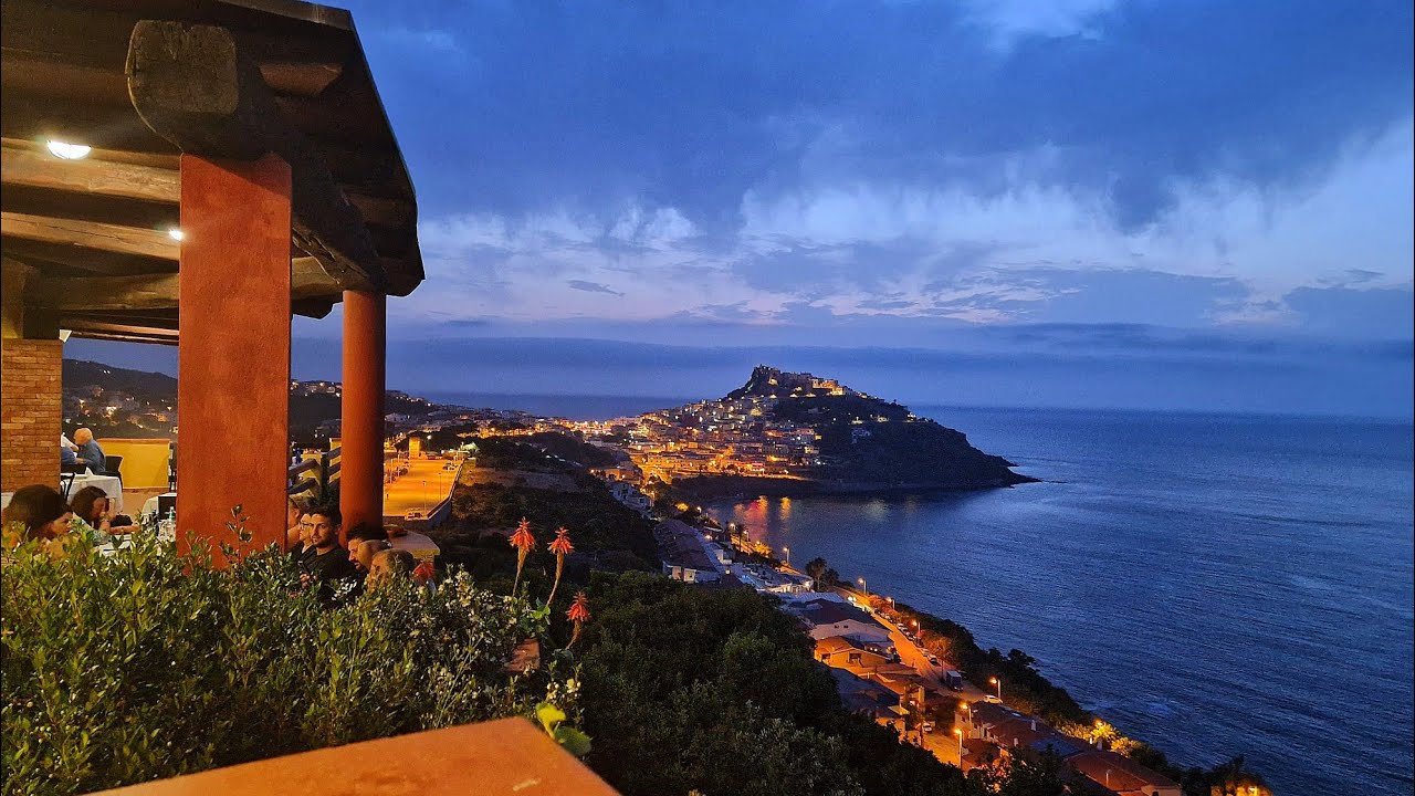 Castelsardo, Sardegna. Ristorante panoramicissimo!! ❤️