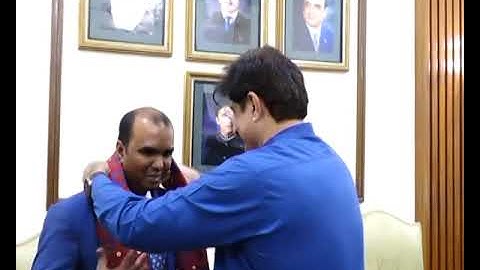CM Murad Ali Shah meets Earl Hussain, a visually impaired youth who passed the CSS 2024 | 29-10-2025