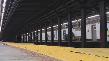 Gun held to woman’s head in robbery at Manhattan subway station: NYPD