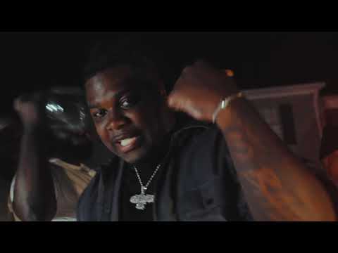 Guarda Rozay Da Youngsta “Out Tha Pot” (Official Music Video) Shot By: lilsecretweapon su YouTube Guarda Rozay Da Youngsta “Out Tha Pot” (Official Music Video) Shot By: lilsecretweapon su YouTube