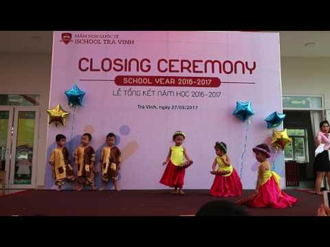 Video Múa: Ba bà đi bán lợn con - Khối Nursery 2 - YouTube