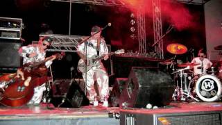 Watch Hormonauts Sweet Young Thing video