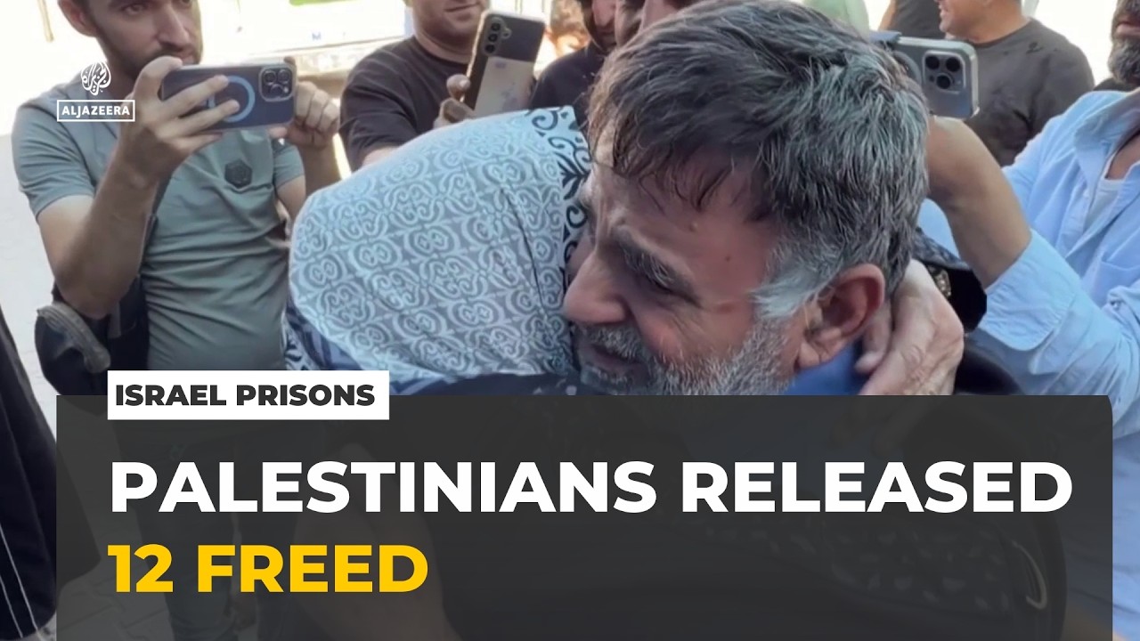 Israel Releases 12 Palestinian Prisoners
