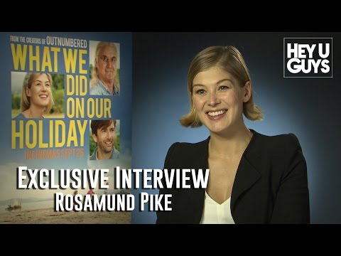 Video: Anglická Herečka Rosamund Pike Očekává Své Druhé Dítě