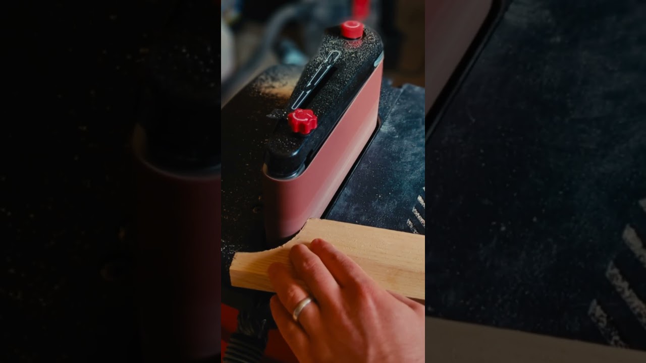 Building a Modern Lounge Chair (Short)