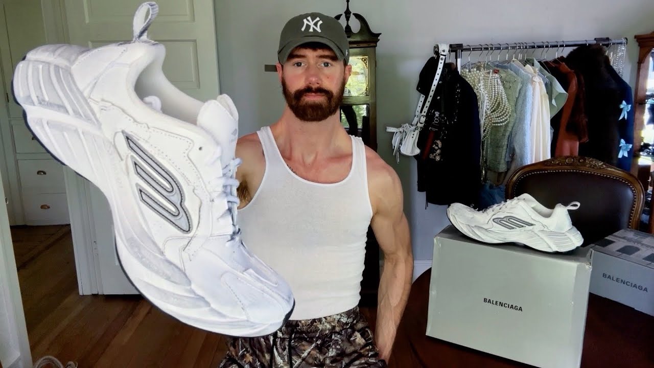 𝘽𝘼𝙇𝙀𝙉𝘾𝙄𝘼𝙂𝘼 MONDAY SHOE (white) | stockaaa - YouTube