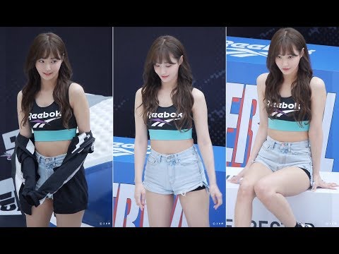 190906 스포츠브라탑에 핫팬츠핏 모모랜드 연우 리복런칭행사 셀럽포토타임