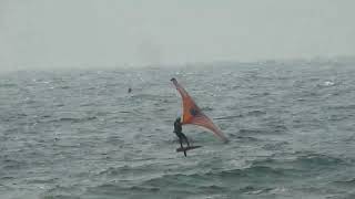 7節風在西子灣的奮鬥 1280 foil 90L board 8m wing #西子灣 #wingfoiling