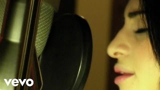 Camélia Jordana - Mois d'août à Paris (Session studio)