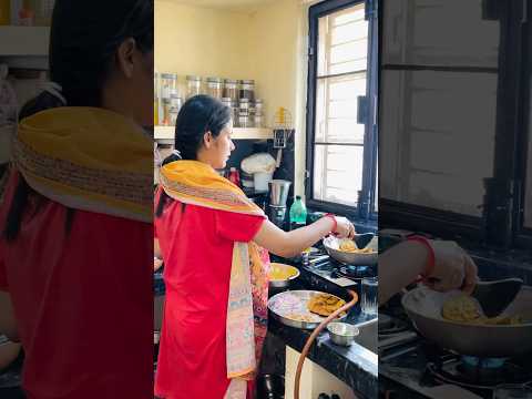 साक्षी सुबह सुबह मेरे लिए इतना मेहनत कर रही ❤️😍🥰 #shortsviral #ytshorts #youtubefamily #wife