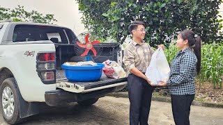 CEO Tu helped Tieu Huyen buy some essential items for her new screenshot 5