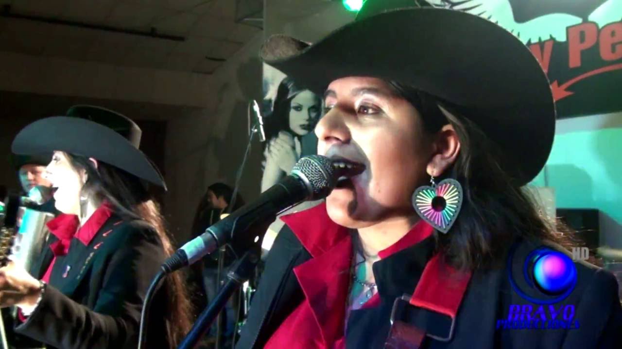 LOS HALCONES NEGROS - MIX LA DIOSA - SOLA CON MI SOLEDAD - Y VOY A SER FELIZ - VIDEO OFICIAL En Vivo